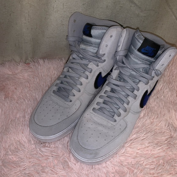 Nike Sneakers - Picture 6 of 12